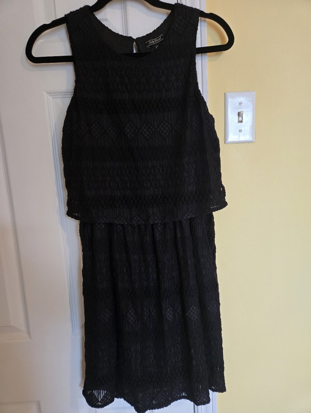 💖LUCKY BRAND Black Textured Lace Overlay Sleeveless Dress